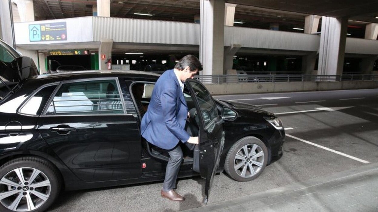 Soria, con escolta para una reunión de negocios