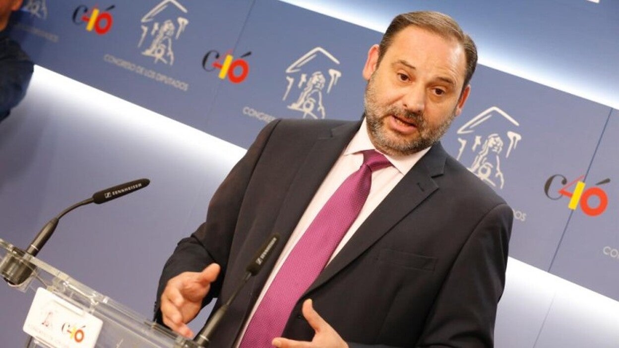 El PSOE ve un triple empate con PP y Ciudadanos