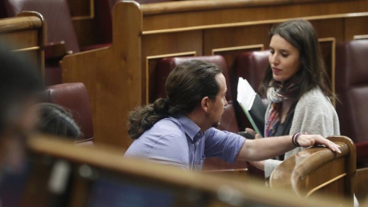 Podemos arranca la consulta del chalet con críticas de líderes autonómicos