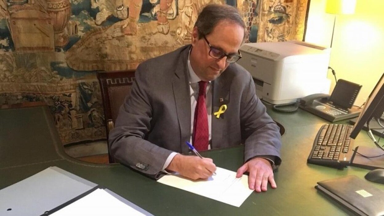 Torra busca una vía legal para formar Govern