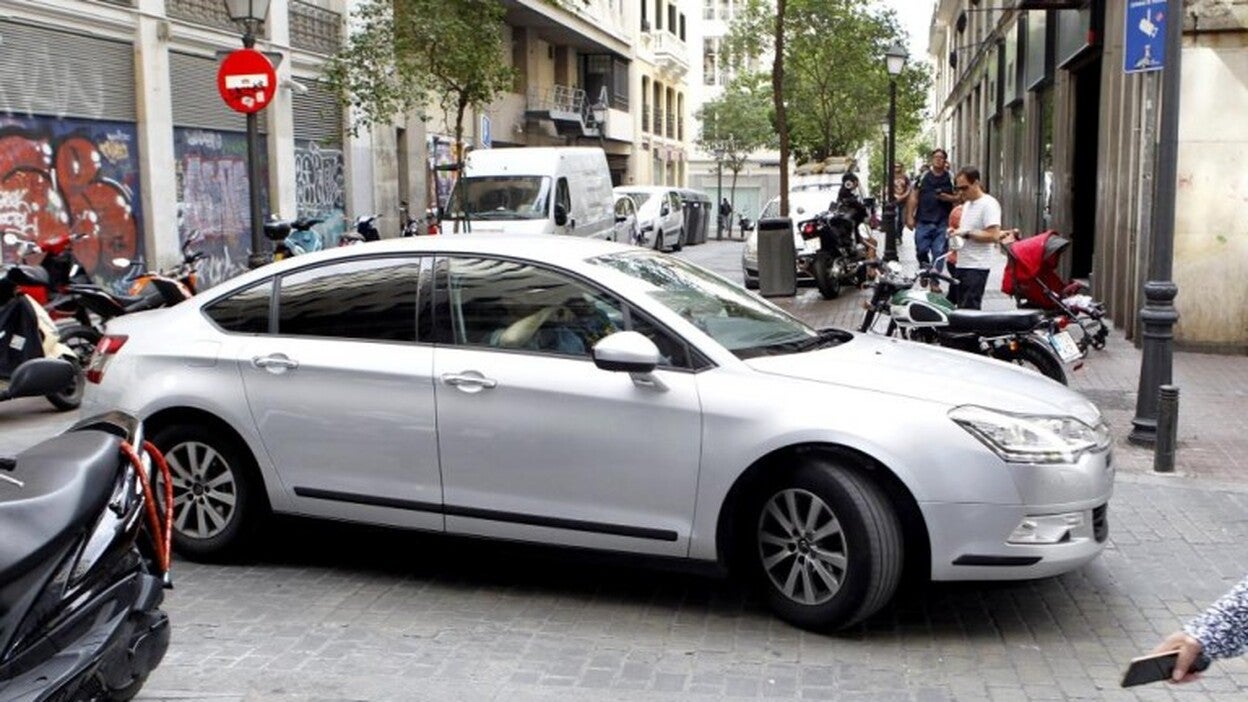 La UCO registra el despacho de Zaplana en Telefónica