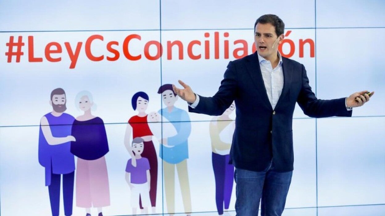 Gana el bipartidismo