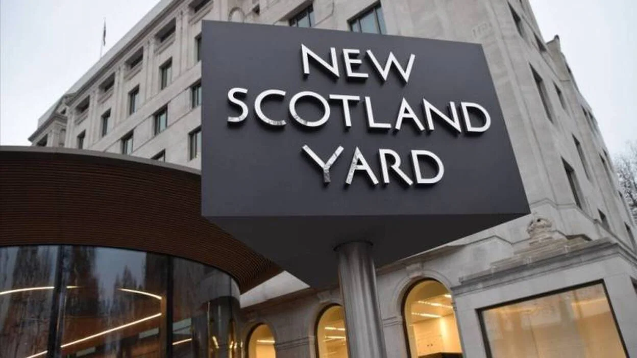 Arrestado por supuesta posesión de una bomba en estación de Londres