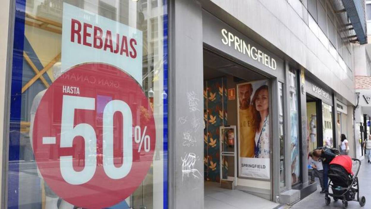 Rebajas agresivas para salvar el año