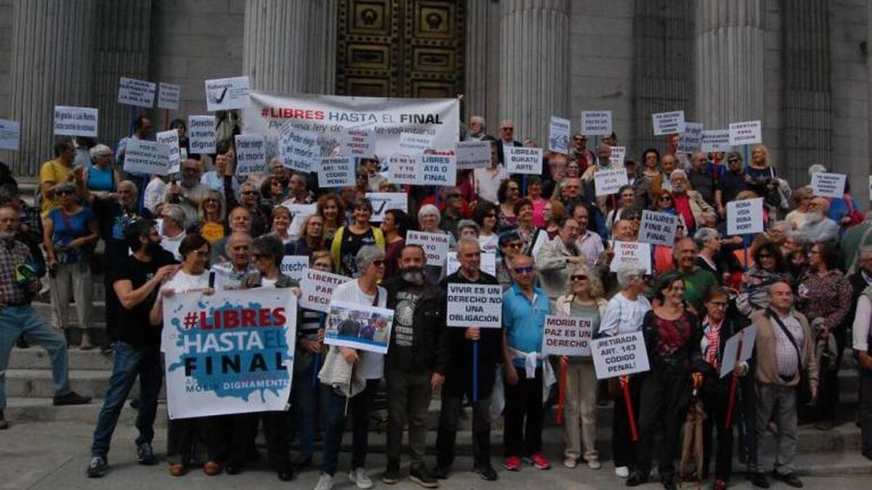 El Congreso abre la puerta a la primera ley de eutanasia sin el apoyo del PP