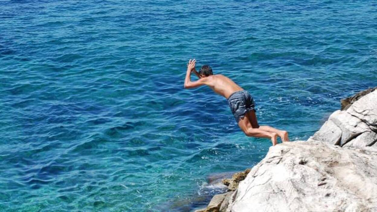 Lesión medular. Aumentan en los meses de verano por zambullidas de cabeza