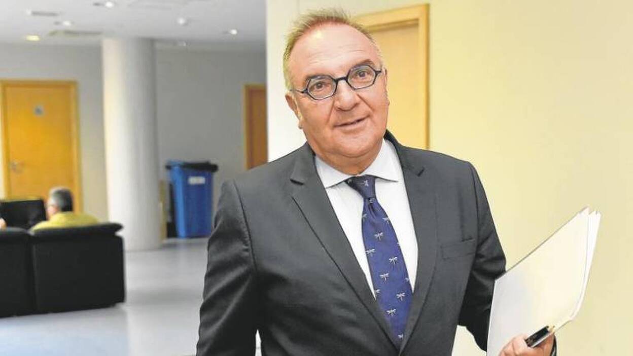 La lista de espera baja un 5,3%