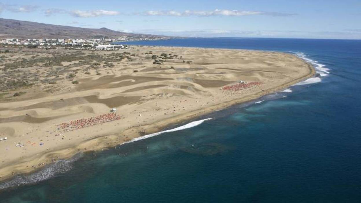 La patronal turística exige a Costas ser más ágil y dialogante
