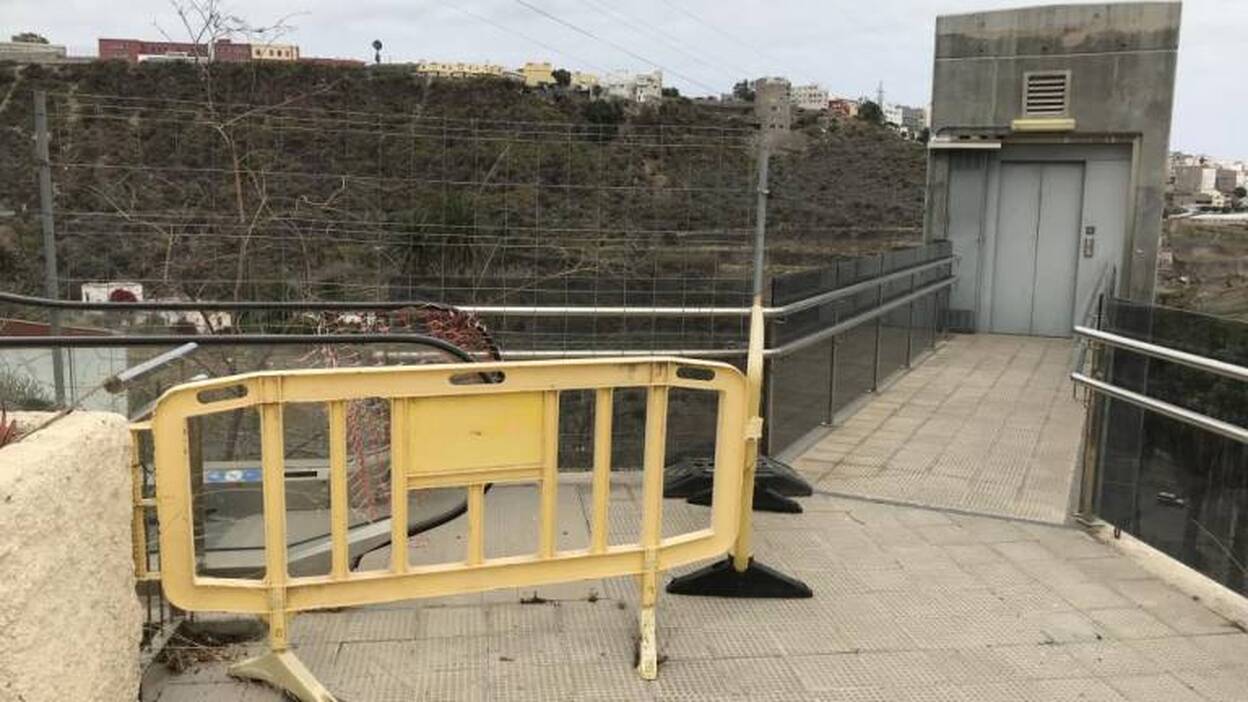 Lomo Verdejo, aislado sin escaleras ni ascensor