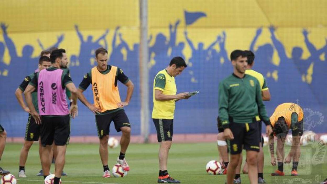 La UD se prepara para jugar contra el Zaragoza