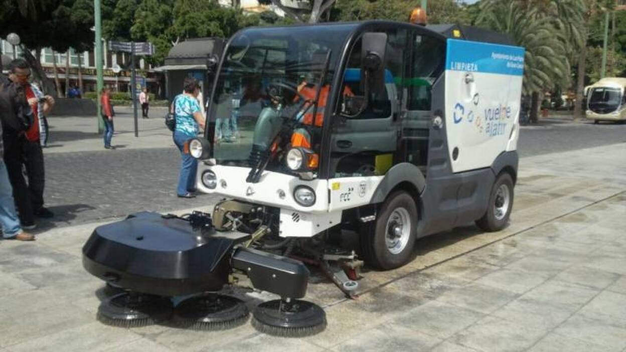 Limpieza recula tras comunicar el finiquito a trabajadores del servicio