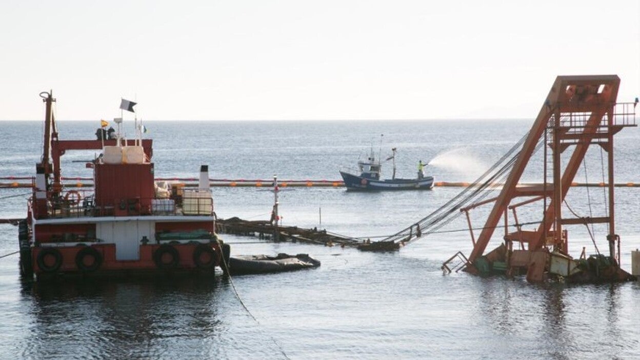 Dos viajes más de chatarra y el puerto del sur estará listo