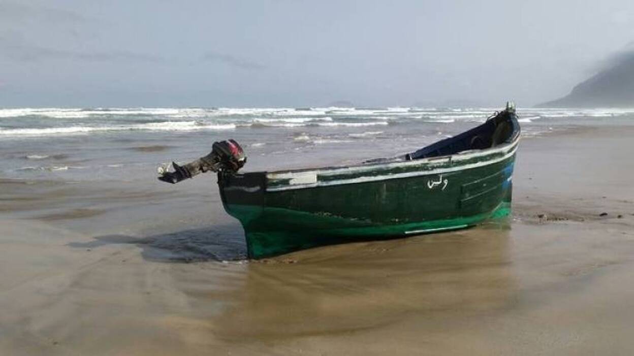 Mauritania intercepta otra patera con 41 emigrantes con dirección a Canarias