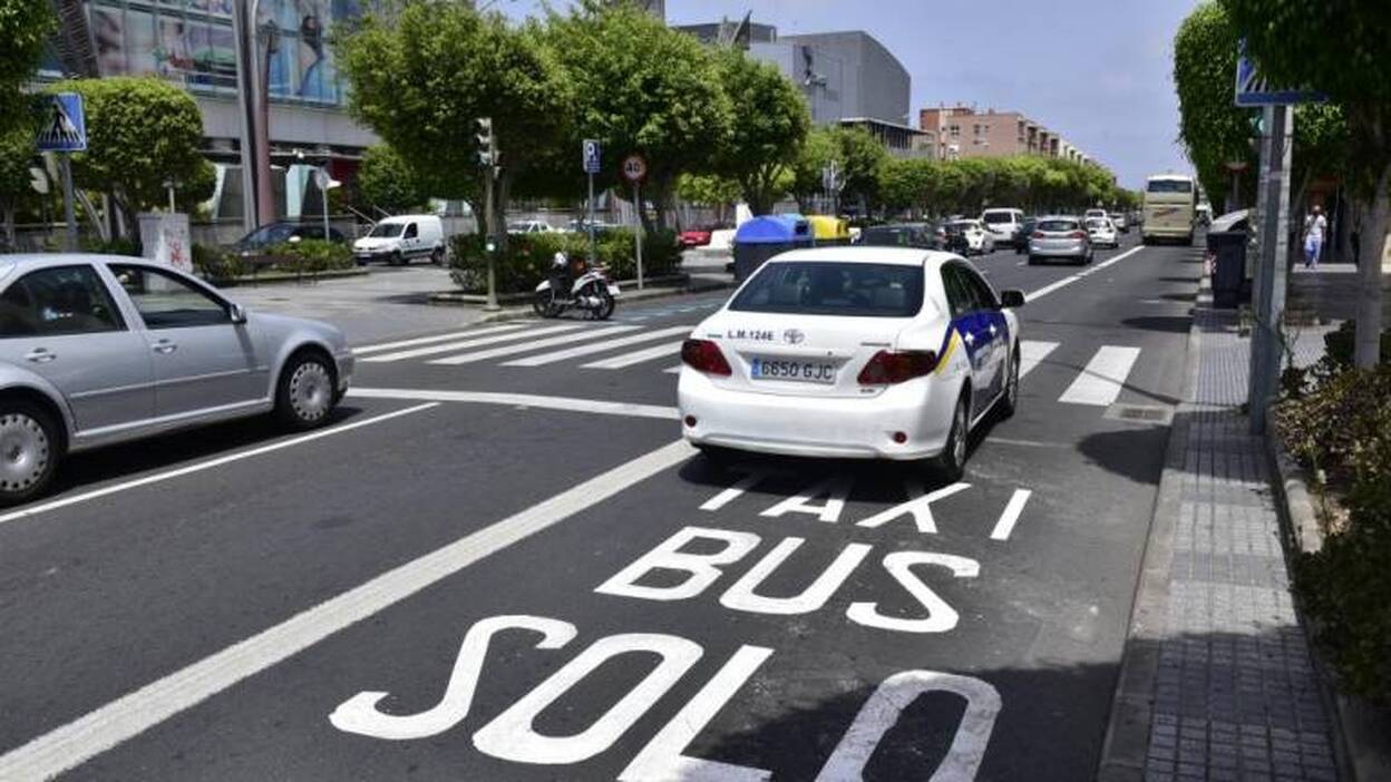 El Gobierno frena la tarifa única del taxi