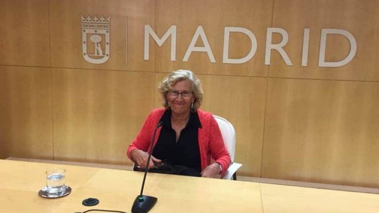 Manuela Carmena, hospitalizada tras sufrir una caída en su casa