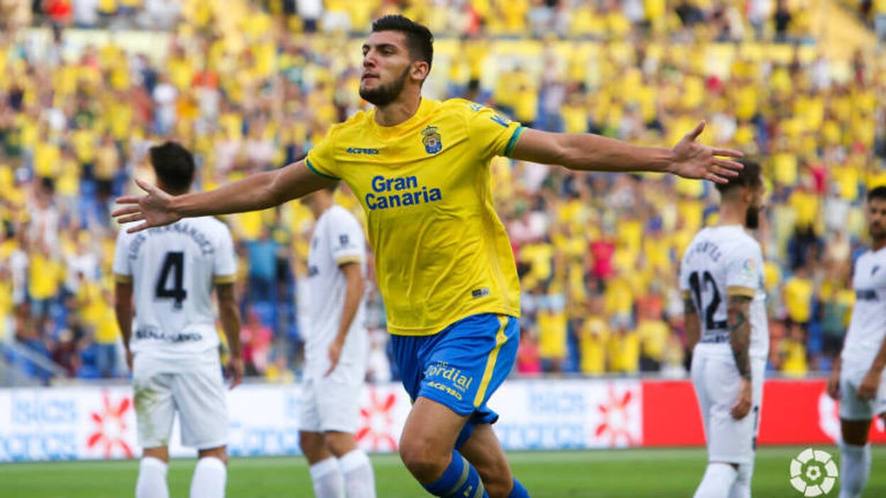 Las Palmas supera al líder con un gol de Mir (1-0)