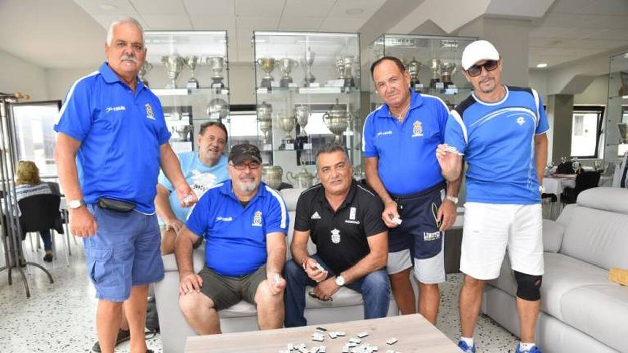 El derbi del dominó canario se dirime en el Victoria