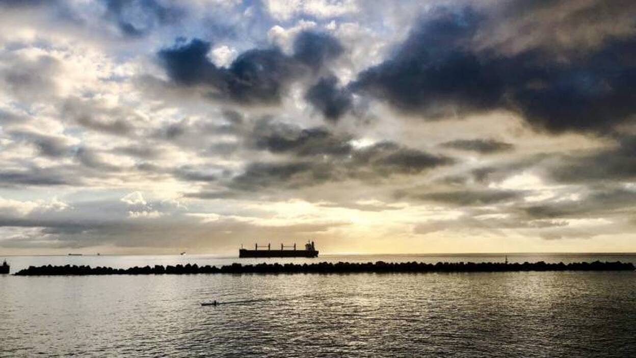 Intervalos nubosos con tendencia a despejar