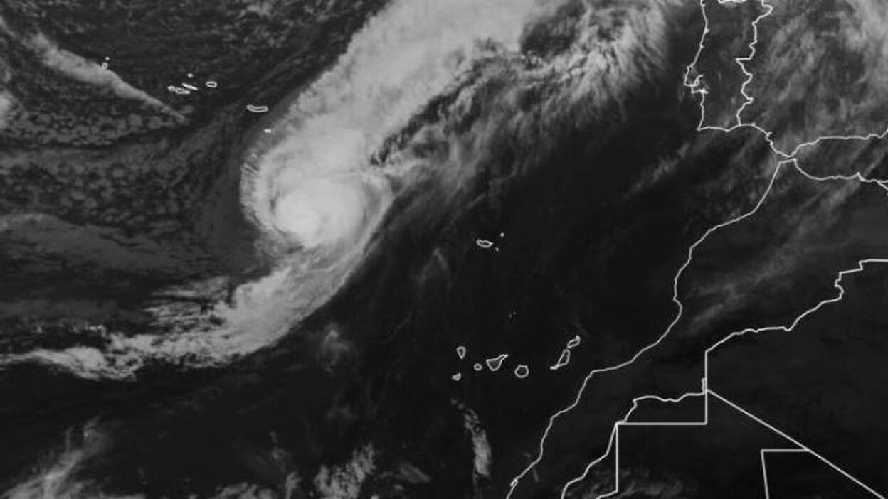 Atentos a la ruta “errática” de Leslie