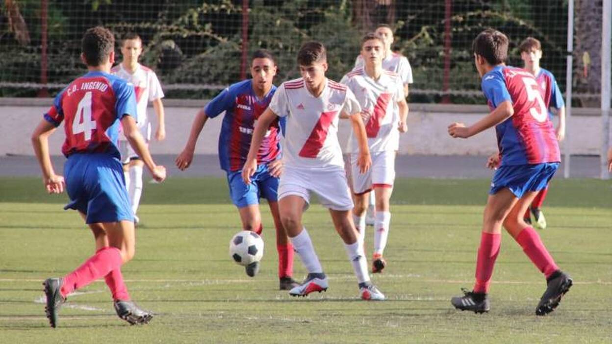 El Huracán alarga su racha goleando al Ingenio