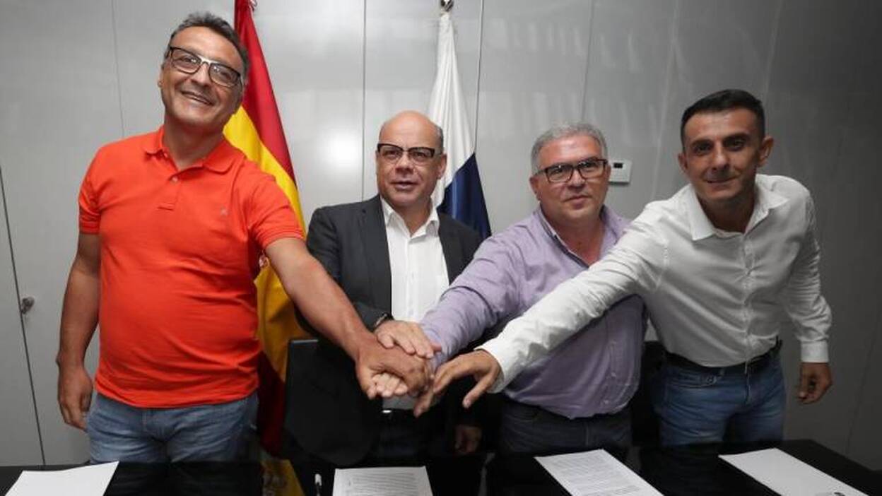 Los funcionarios vuelven a las 35 horas y los docentes a 18 lectivas