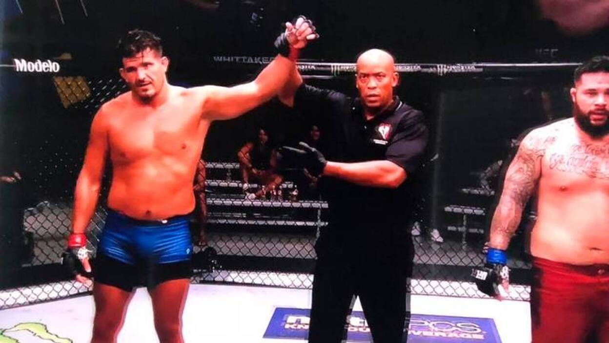 Juan Espino vuelve a dar otro paso hacia la UFC