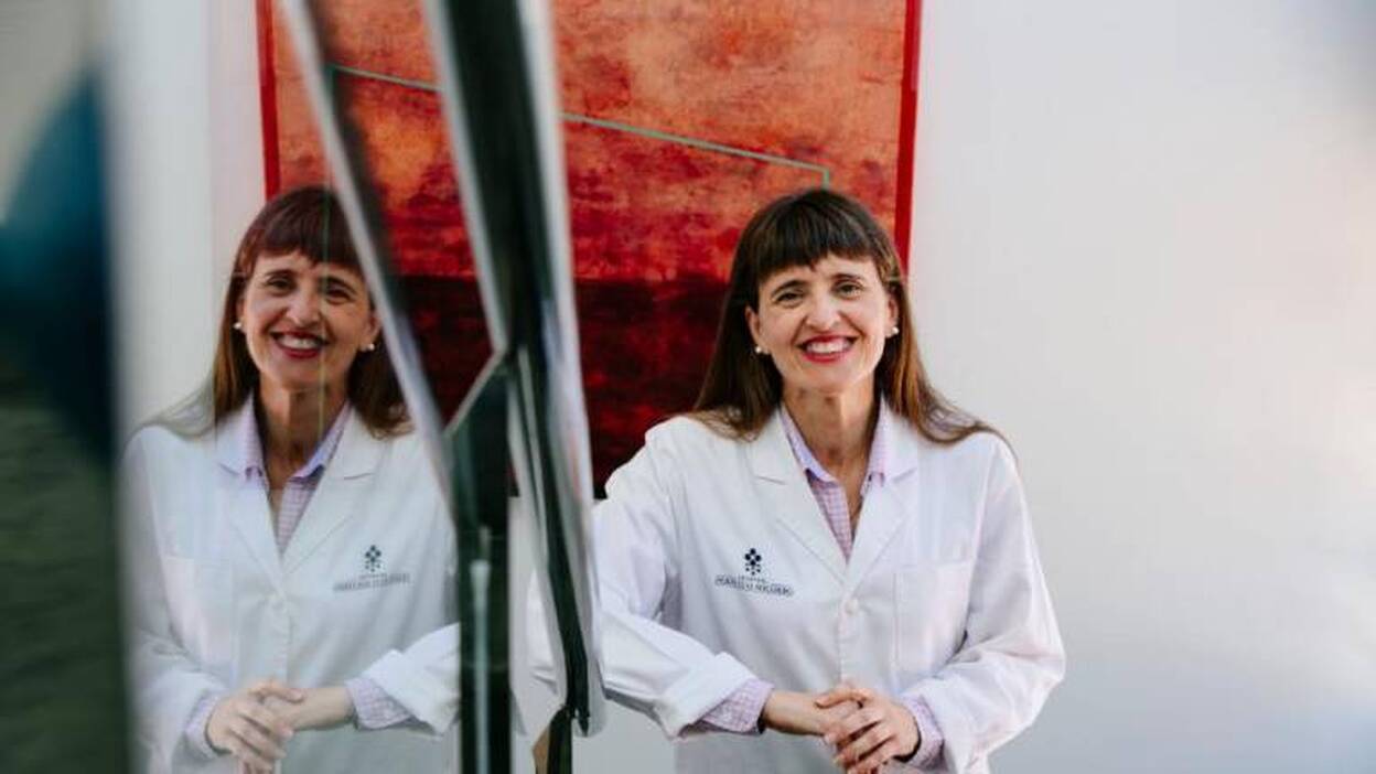 «Hay que revisarse de forma periódica ante el fibroadenoma»