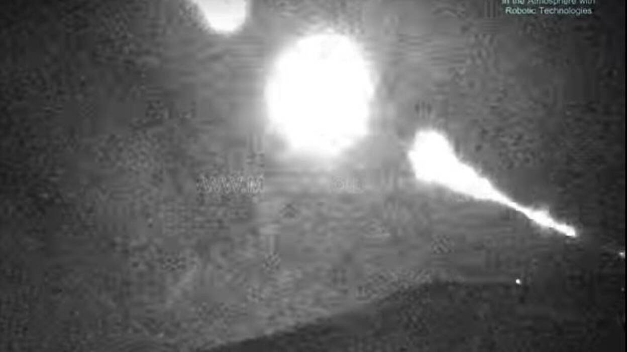 Una bola de fuego cruza la Península