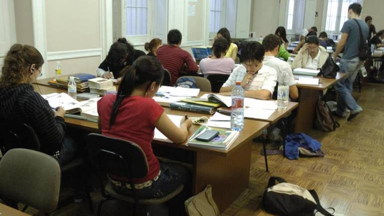 Canarias rebaja en dos décadas un 17% el número de repetidores