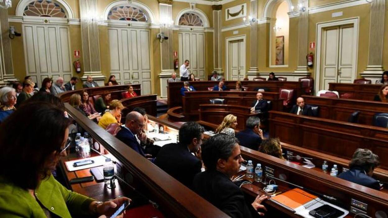 El Parlamento, dividido sobre si hacer públicos o no los informativos de RTVC