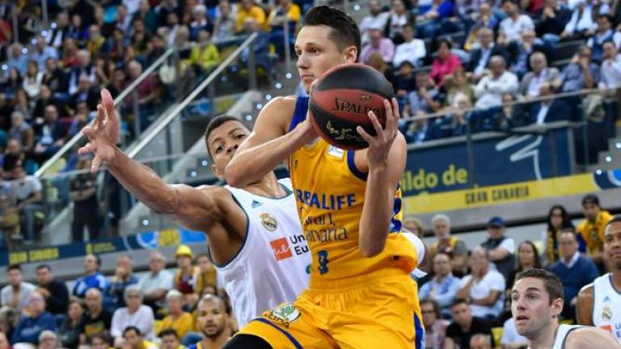 A por un imposible ante el campeón