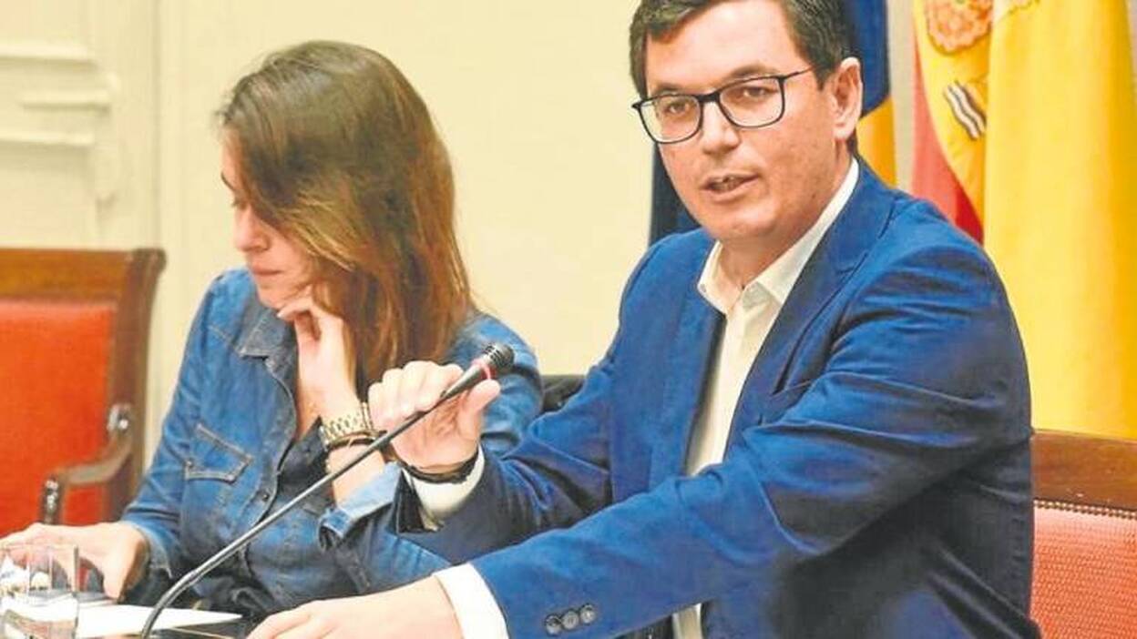 Canarias tiene «listos» proyectos para carreteras por 800 millones