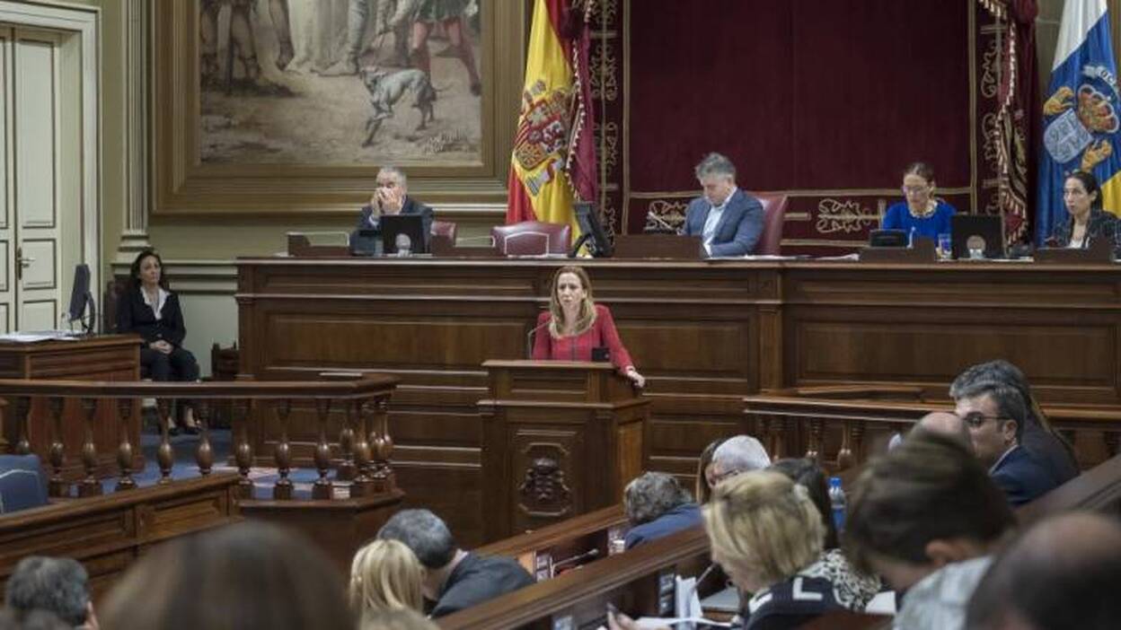 El PSC reclama la retirada de los presupuestos y Dávila se niega