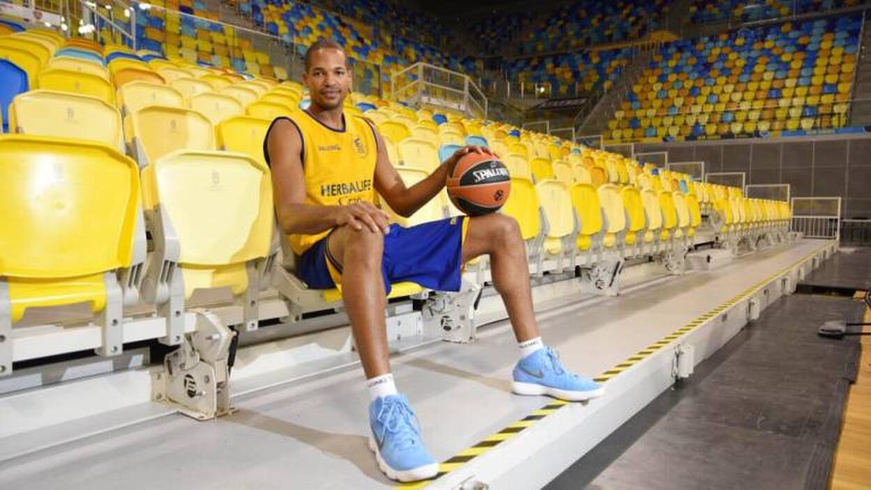 Eulis Báez: «No somos un equipo con estrellas»