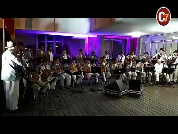 Homenaje a la capital en el Belén del Cabildo