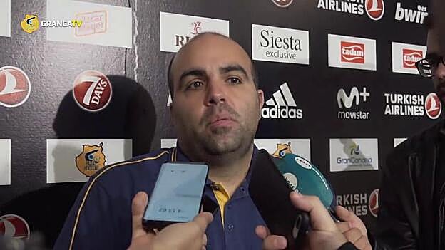 Víctor García comparece ante los medios