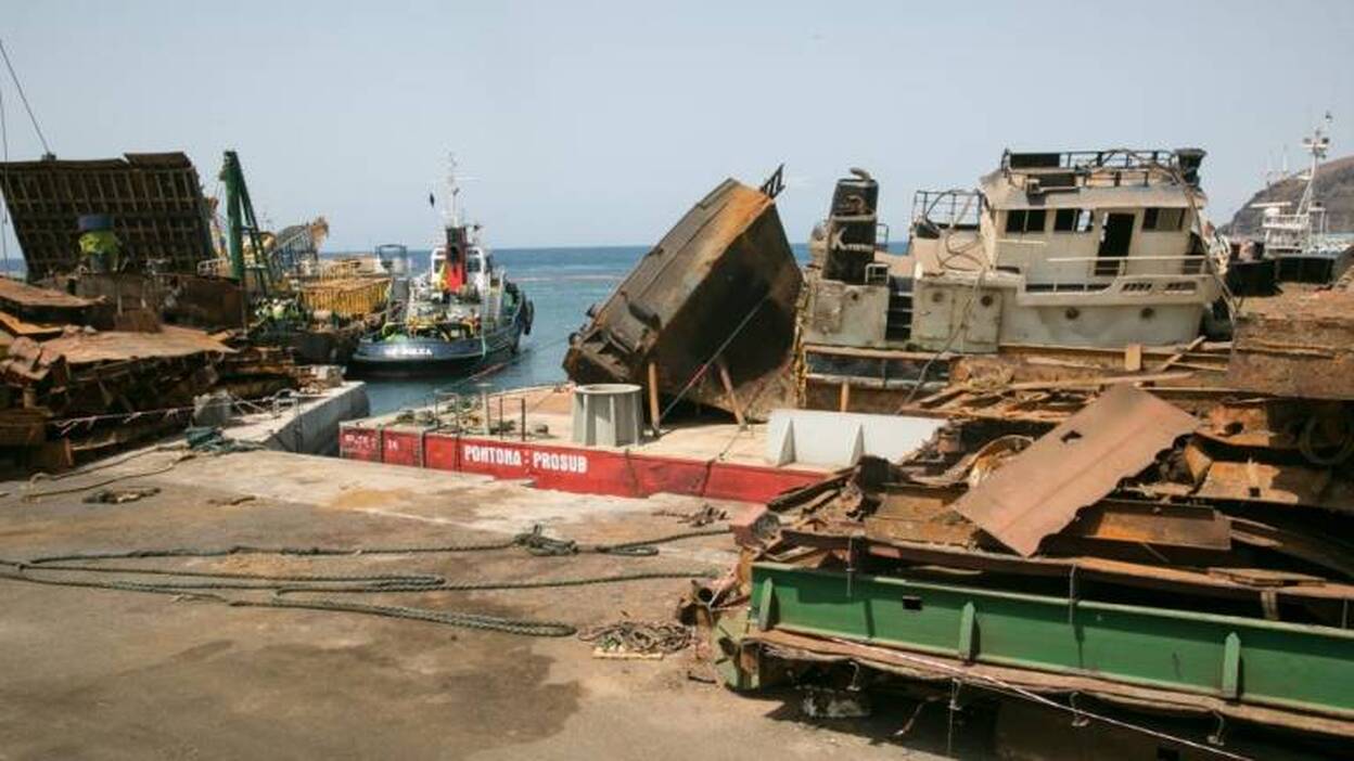 El Parlamento respalda el centro de contaminación marina en el puerto de Gran Tarajal