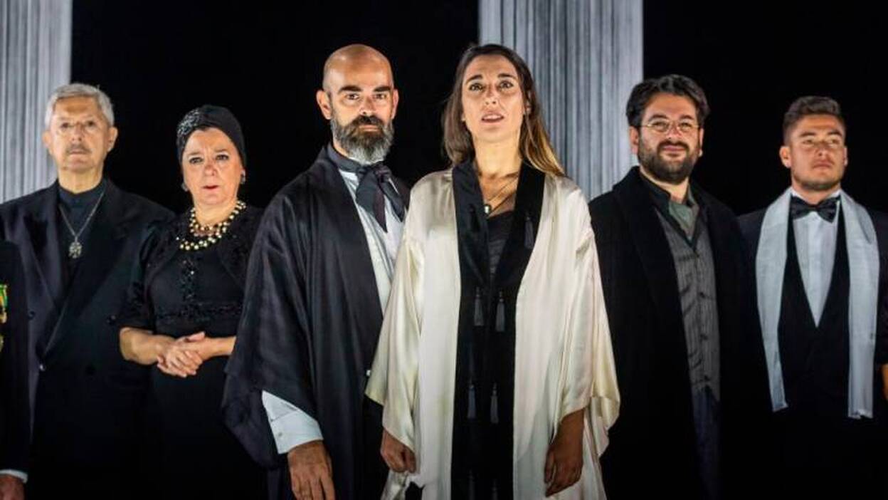 Un vistazo al montaje de ‘Alceste’