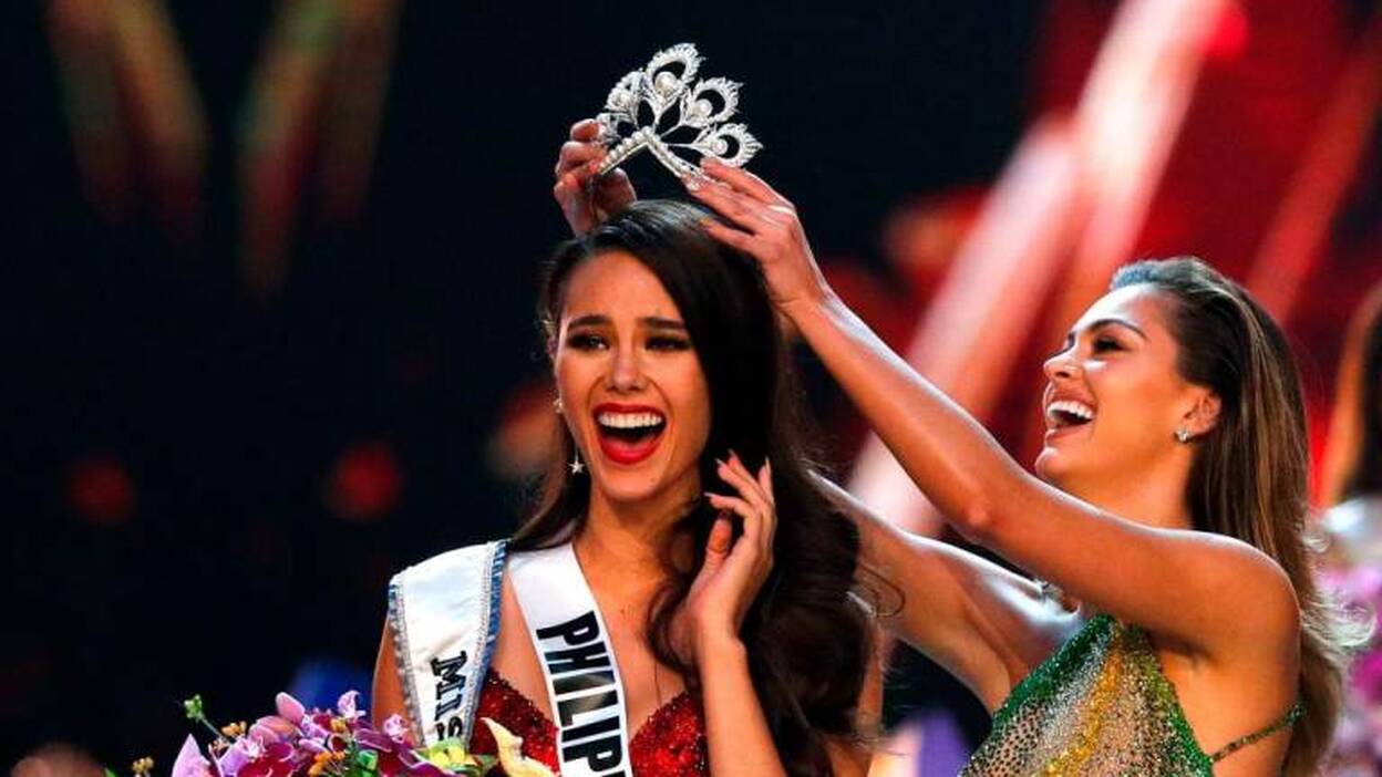 Catriona Gray da a Filipinas su cuarta corona de Miss Universo
