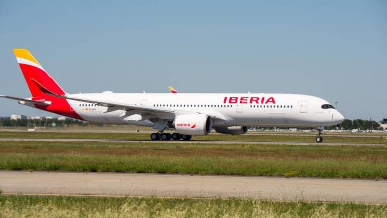 Iberia podría dejar de poder volar dentro de España con un 'brexit' sin acuerdo