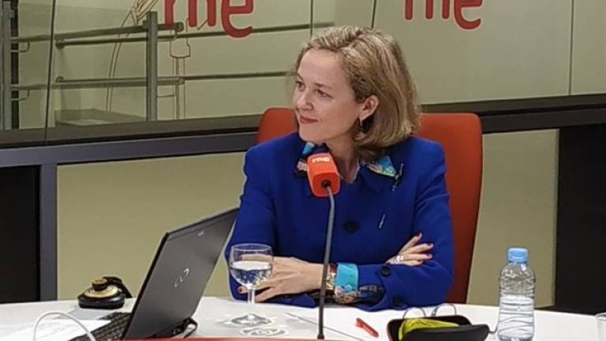 El Gobierno rebaja al 2,2% la previsión del PIB para 2019 por el "mayor ajuste" fiscal