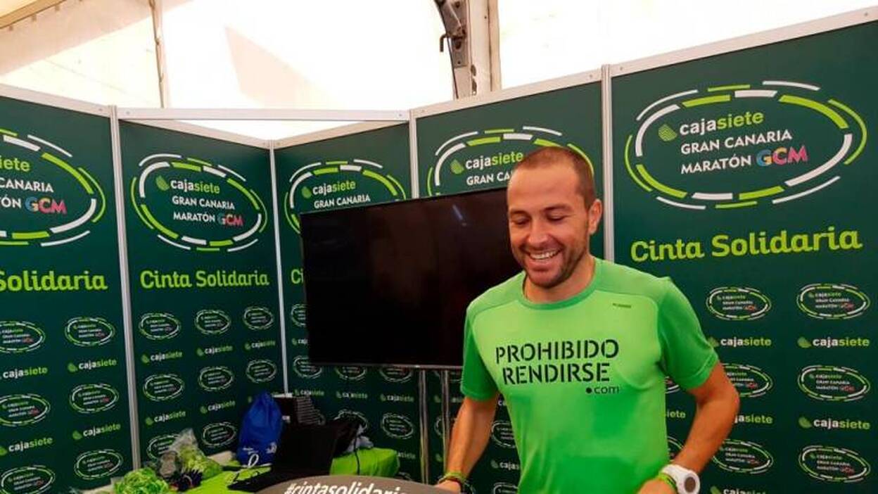 Vuelve la cinta solidaria en la Cajasiete Gran Canaria Maratón