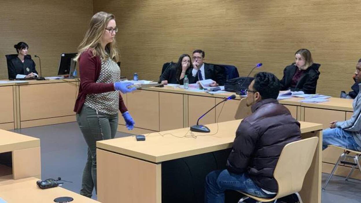 Niega haberlo matado de una cuchillada