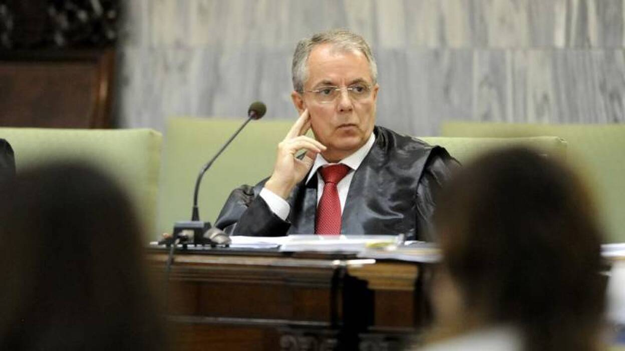 Sobre Torres Baena: «En su conciencia está si se manifiesta con franqueza»