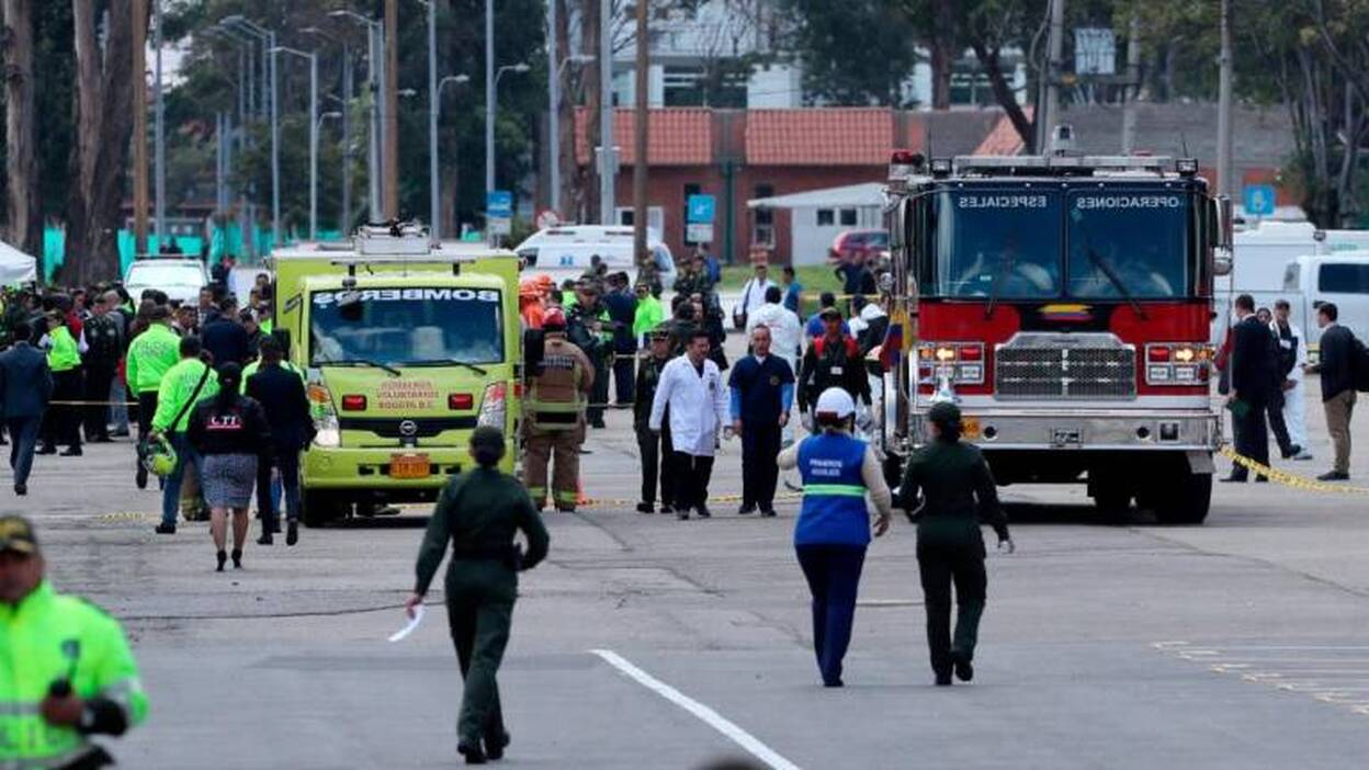 Al menos nueve muertos por un coche bomba en una escuela de Policía de Bogotá