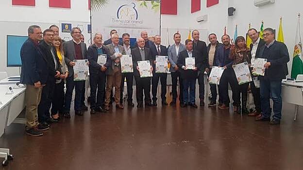 Pacto para acabar con el abandono animal