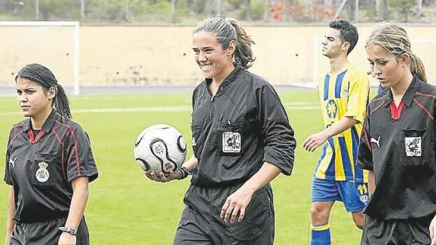 Hirahi Hernández, Rocío Puente y Jazmina Rodríguez, en 2006, segundo y último antecedente.