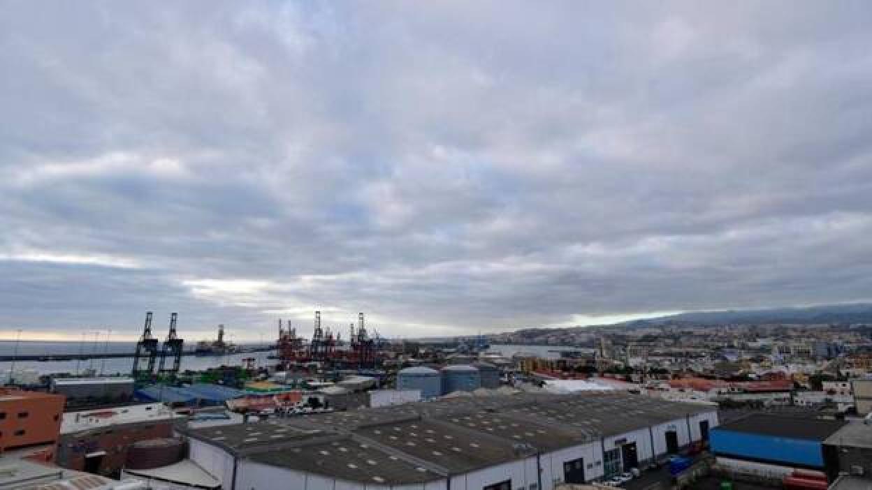 Lluvia, frío y viento fuerte en las islas