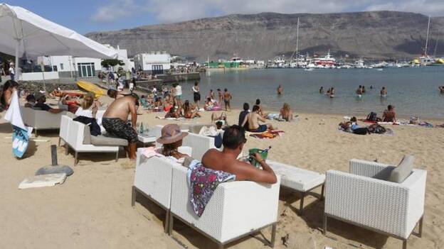 Los operadores españoles anuncian aumento 2,5% reservas aéreas a Gran Canaria