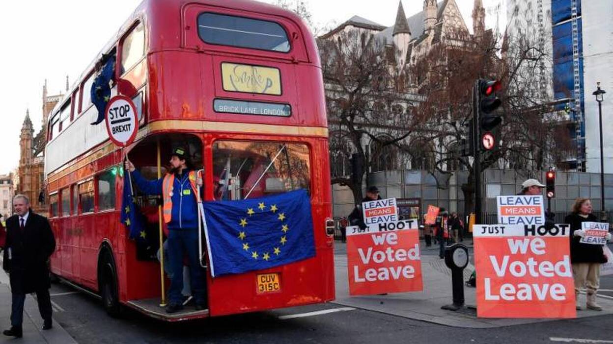 El ‘brexit’ vuelve al Parlamento británico en busca de consenso